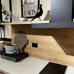 Bali Vibes Getaway Apartment Near The Beach